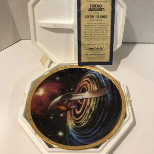 Ferengi Marauder Star Trek The Voyagers Collection Plate w COA